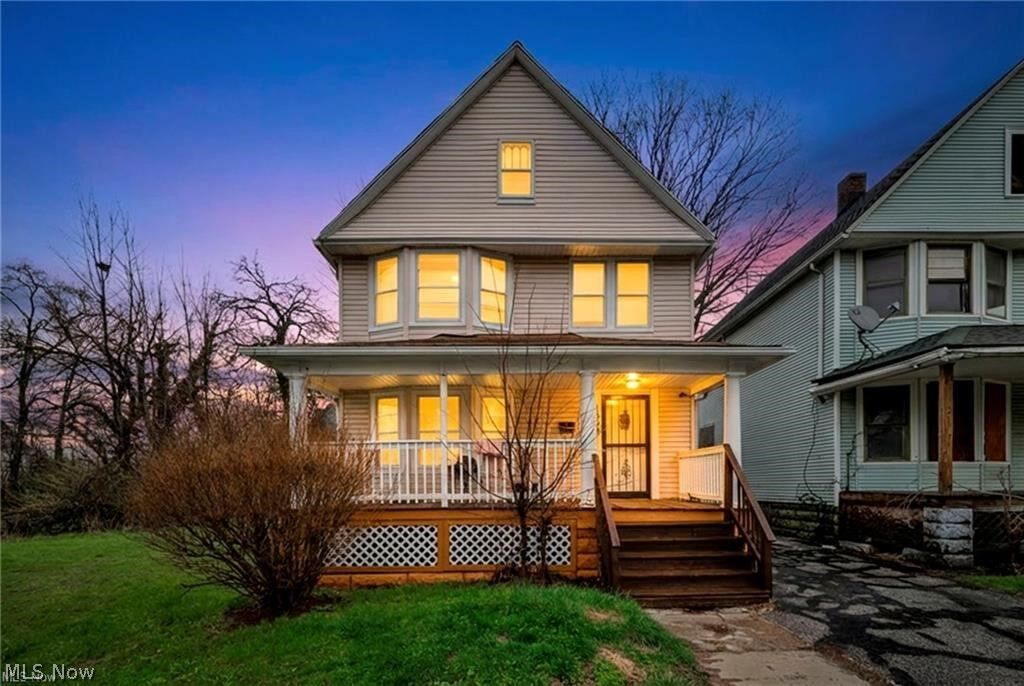 Property Photo: 1639 Delmont Avenue OH 44112