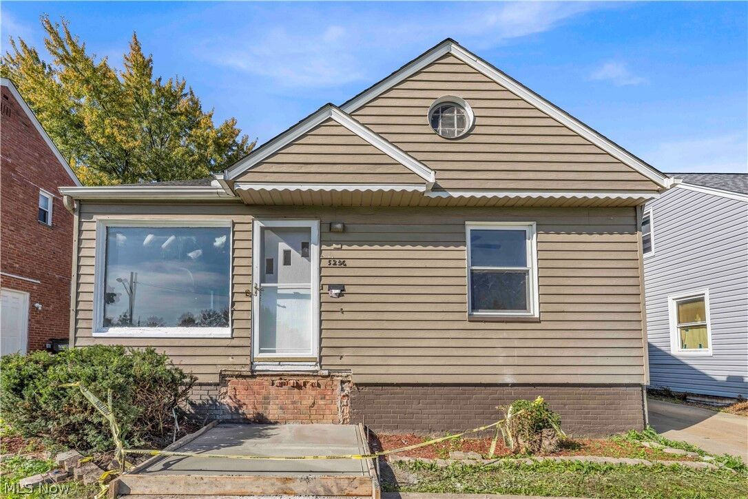 Property Photo: 5236 E 114th Street OH 44125