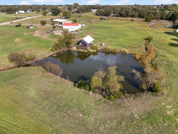 Photo de la propriété:  288 County Road 4890  TX 76023 