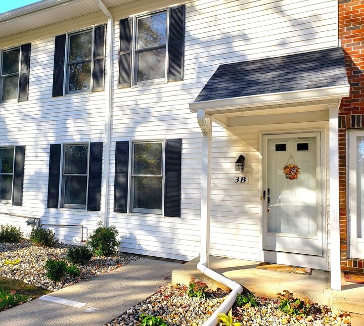 Property Photo:  3 Castle Hill Rd B  MA 01001 