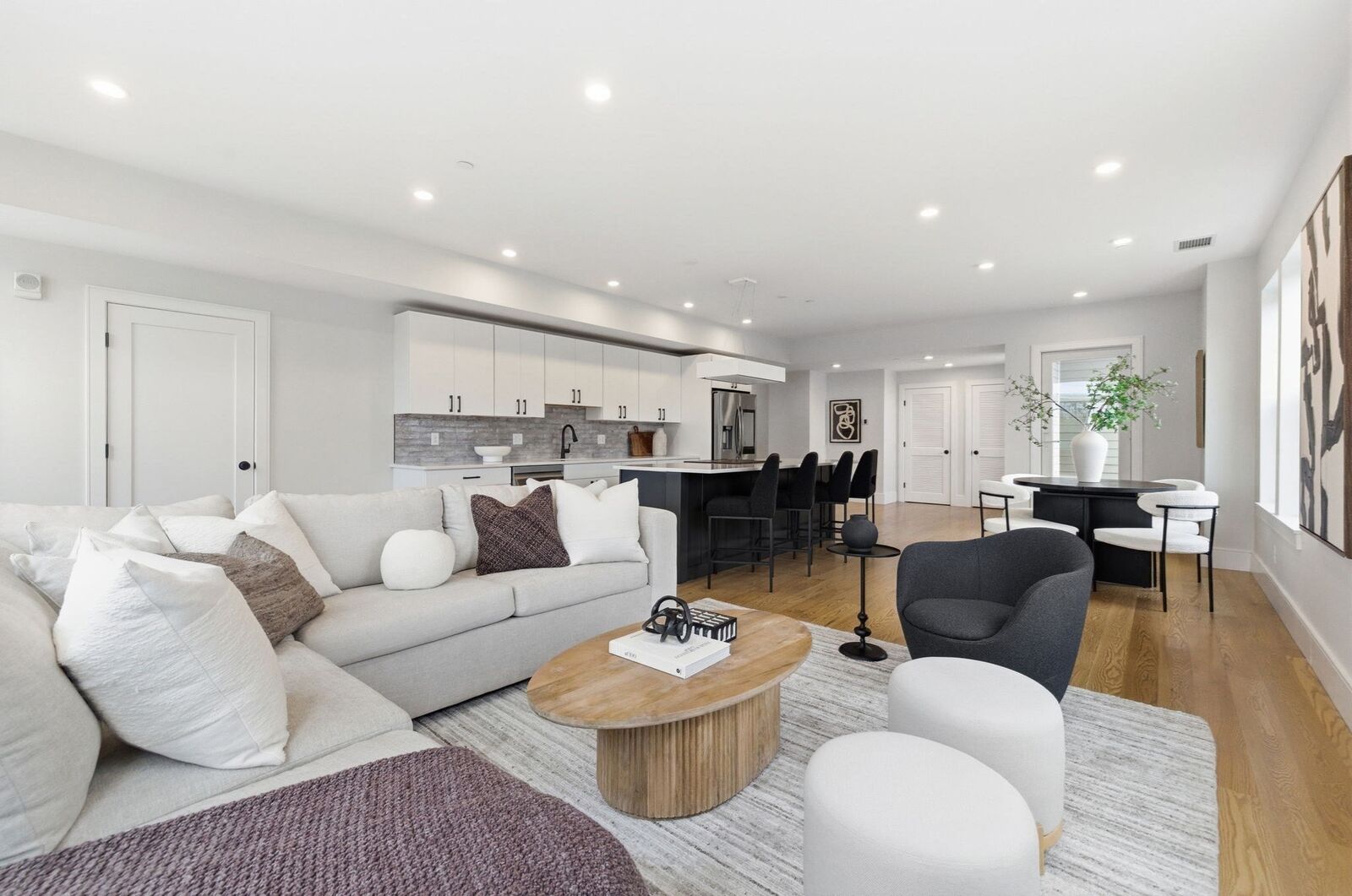 Property Photo:  421 High St 309  MA 02155 