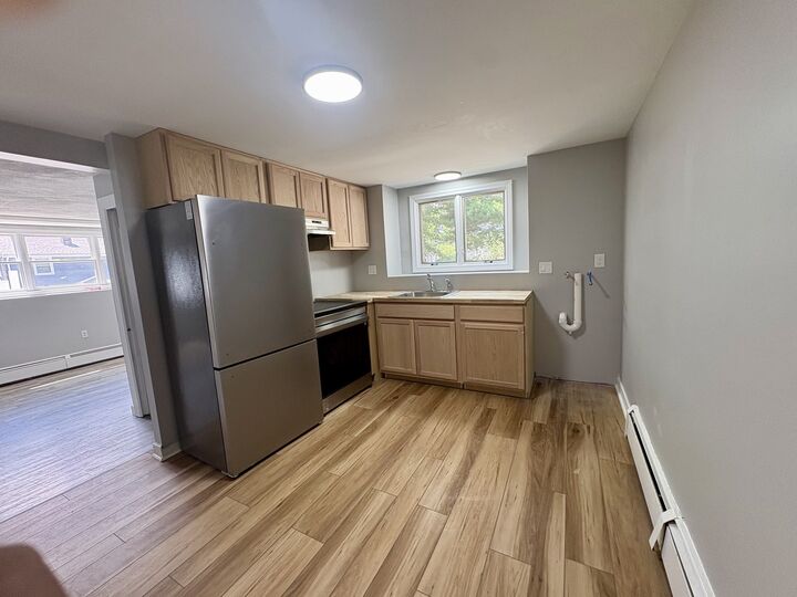Property Photo:  150 Grove St 1  MA 02132 