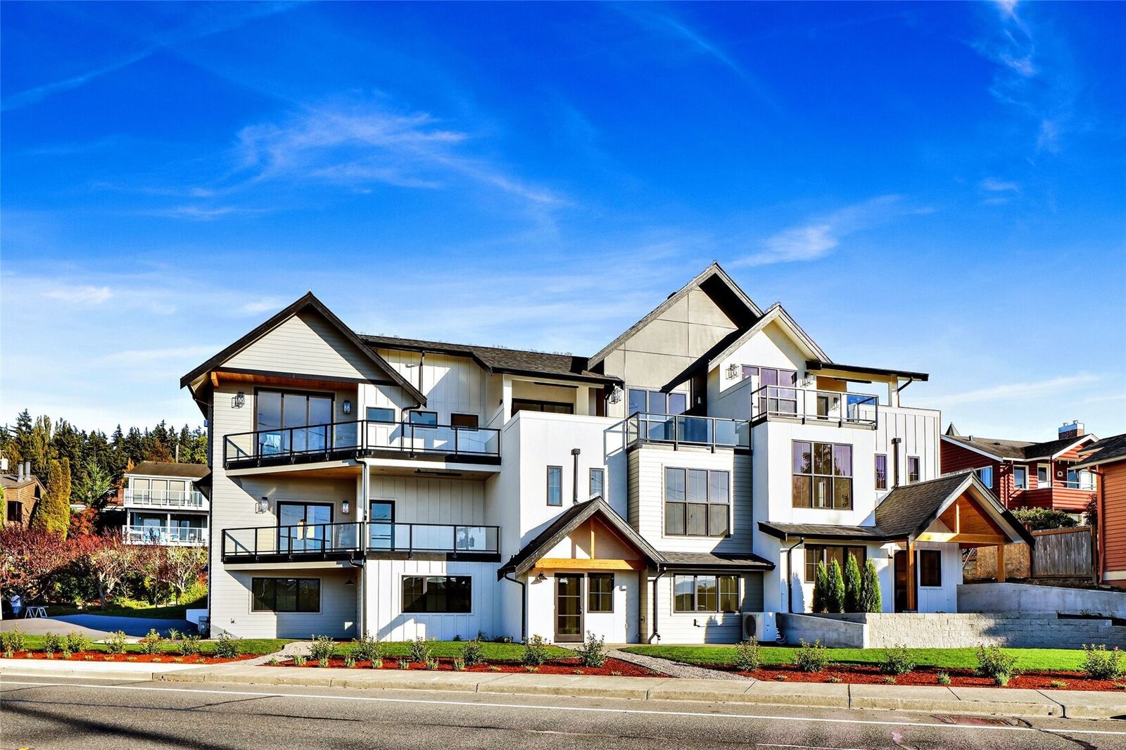 Property Photo:  502  12th Street  WA 98225 