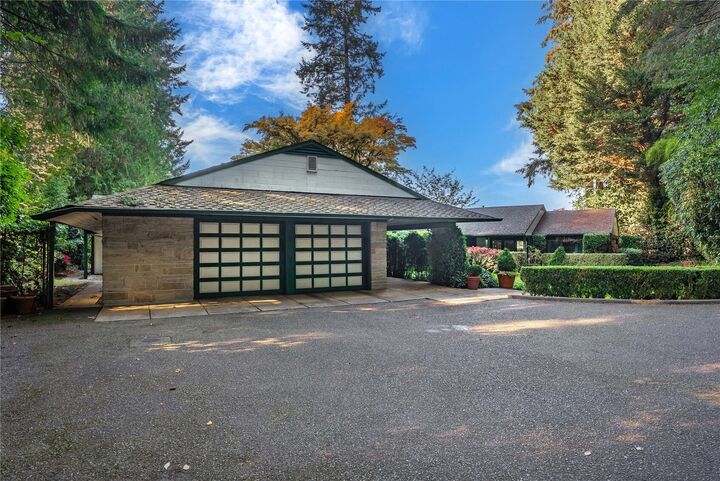 Property Photo:  40  Loch Lane SW  WA 98499 