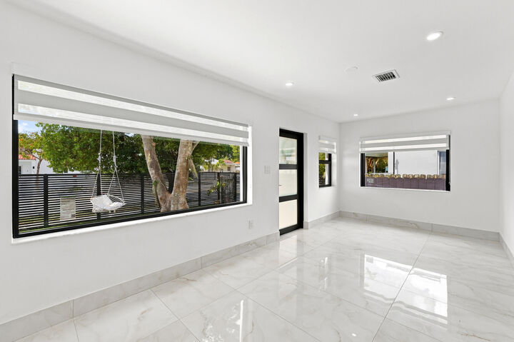 Property Photo: 2239 SW 10th Street FL 33135