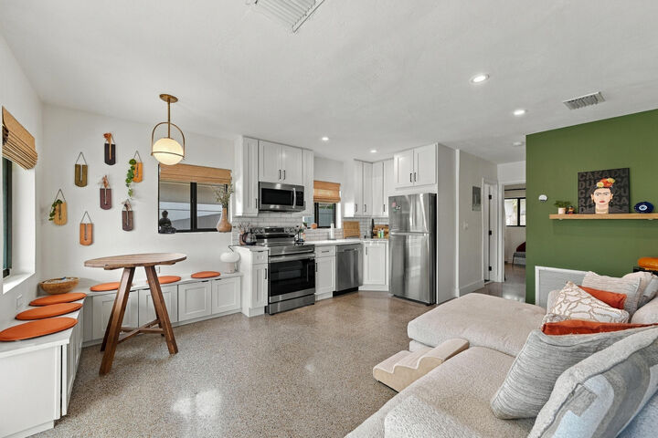Property Photo:  501 NW 25th Street A  FL 33311 