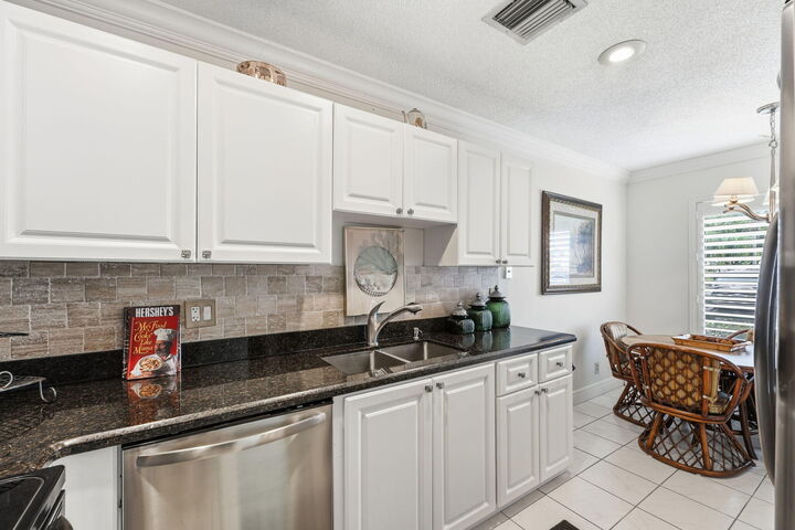 Property Photo:  2480 Juniper Drive  FL 33445 