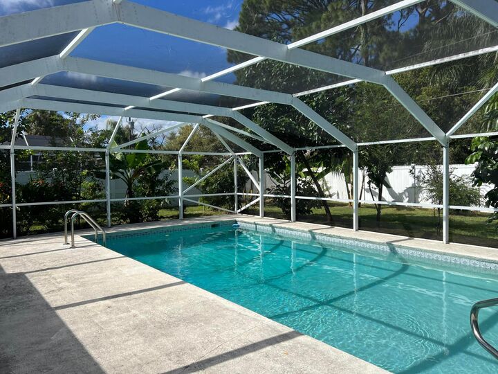 Property Photo: 557 NW Sherbrooke Avenue FL 34983