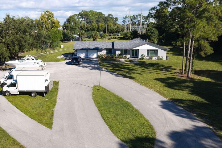 Property Photo: 6529 Pioneer Road FL 33413