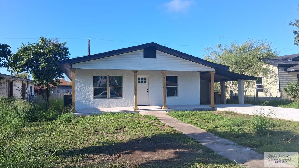 Property Photo:  2624 Columbus Dr  TX 78521 