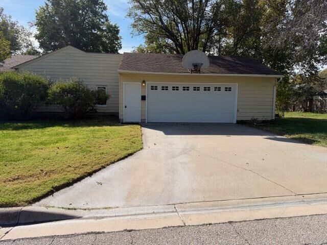 Property Photo: 2023 Terrace KS 67114
