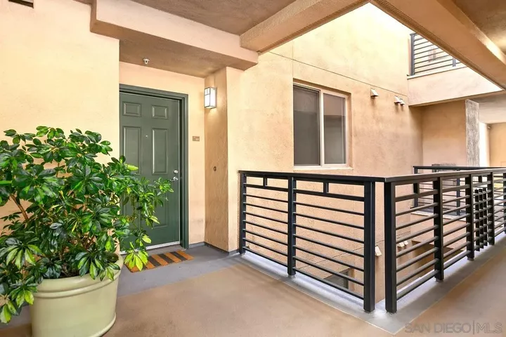 Property Photo: 330 J St 507 CA 92101