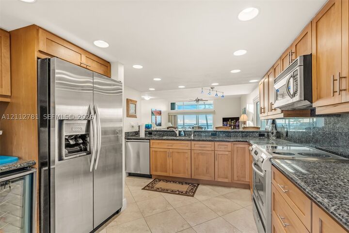 Property Photo:  94220 Overseas Hwy 1D  FL 33070 