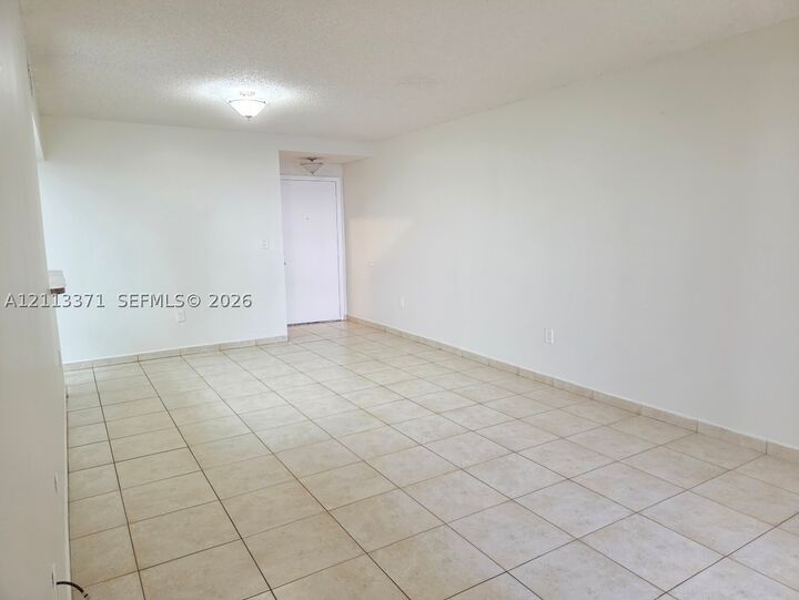 Property Photo: 9439 Fontainebleau Blvd 104 FL 33172