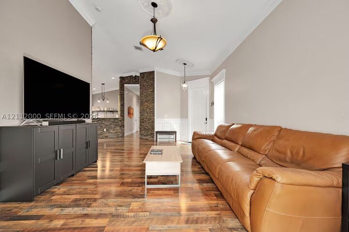 Property Photo: