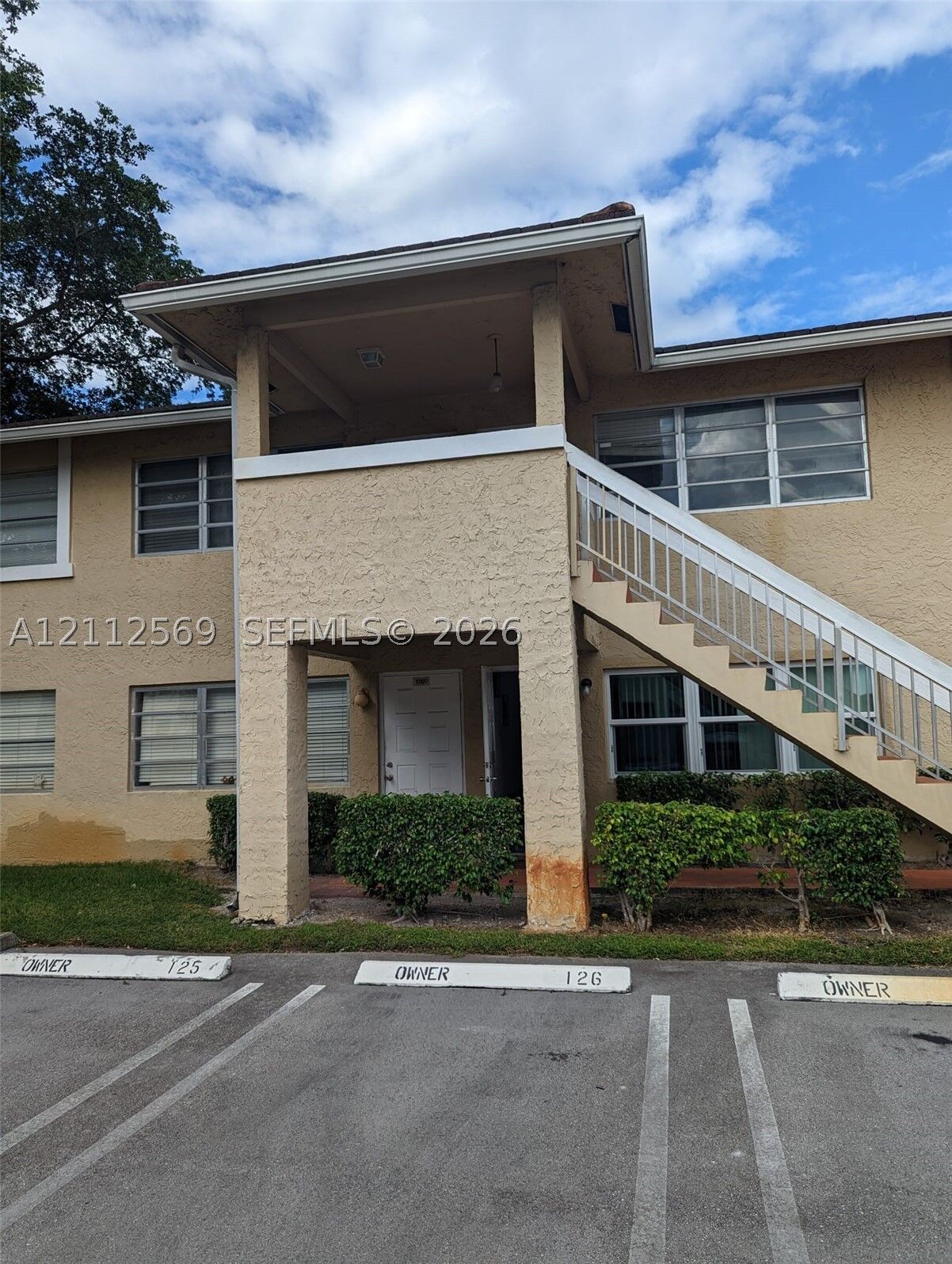 Property Photo:  10196 Twin Lakes Dr 14-E  FL 33071 