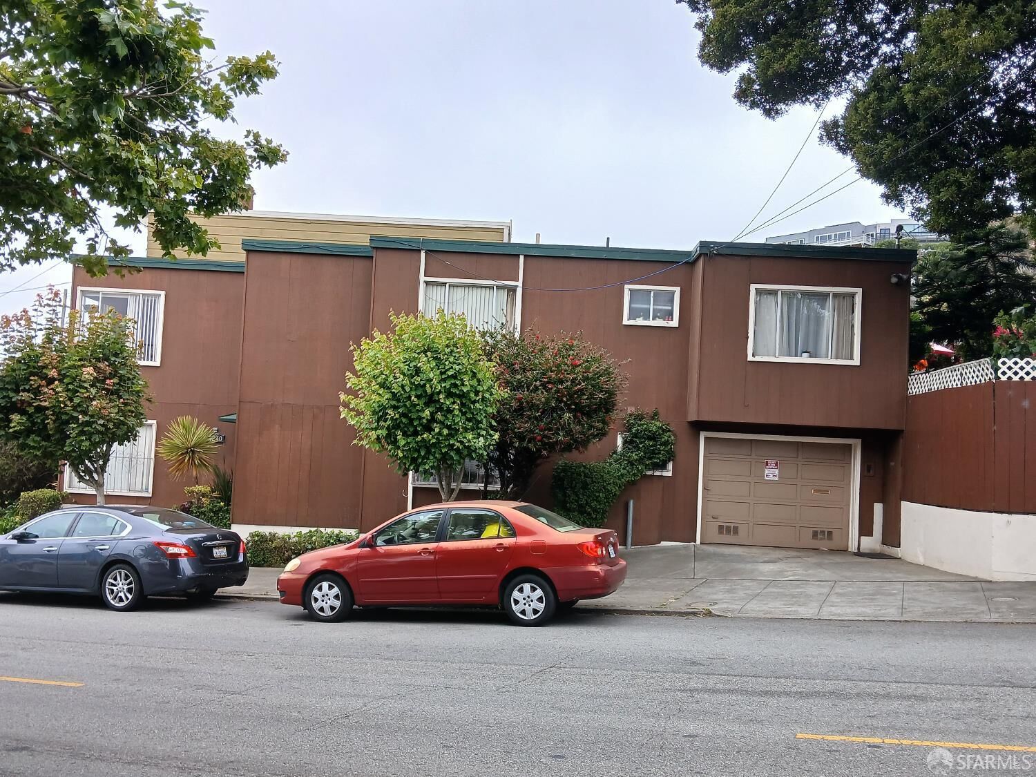 Property Photo:  2240 Silver Avenue  CA 94124 