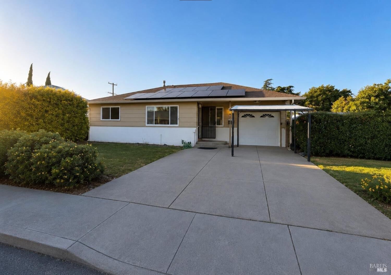 Property Photo: 242 E Kentucky Street CA 94533