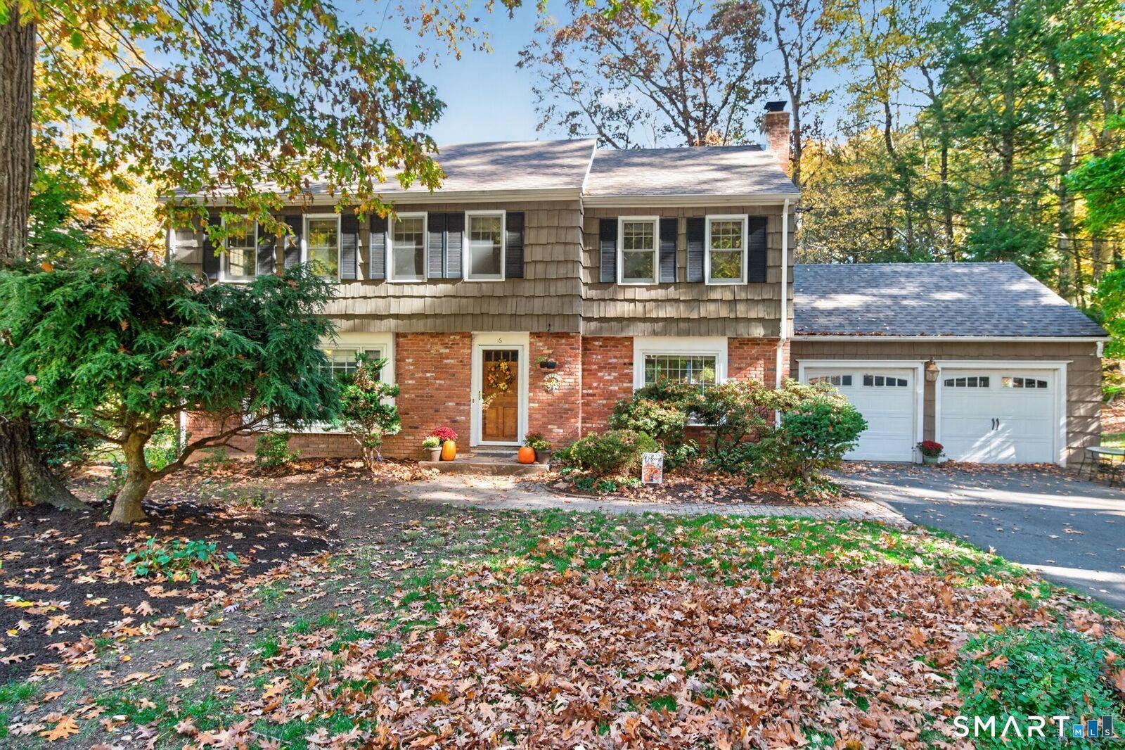Property Photo:  6 Lawton Drive  CT 06070 