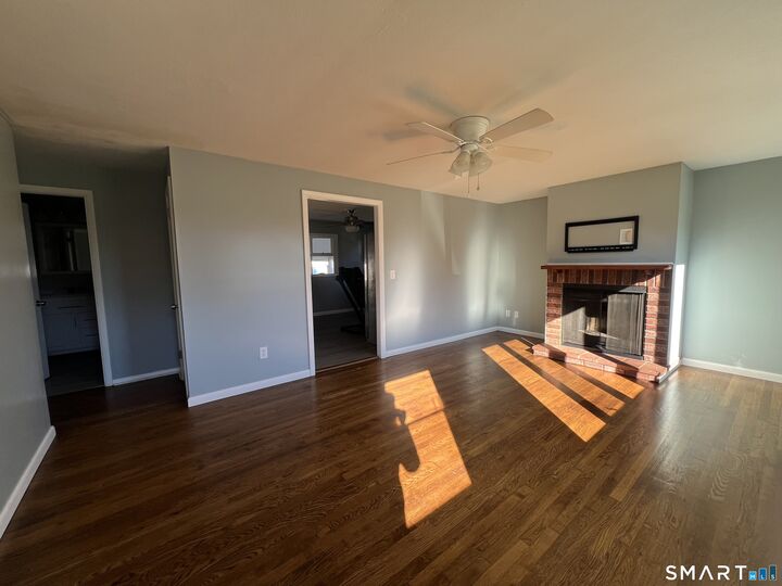 Property Photo:  7 Illinois Court  CT 06370 