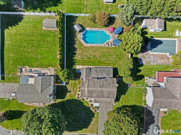 Property Photo: 20 Highmeadow Road CT 06067