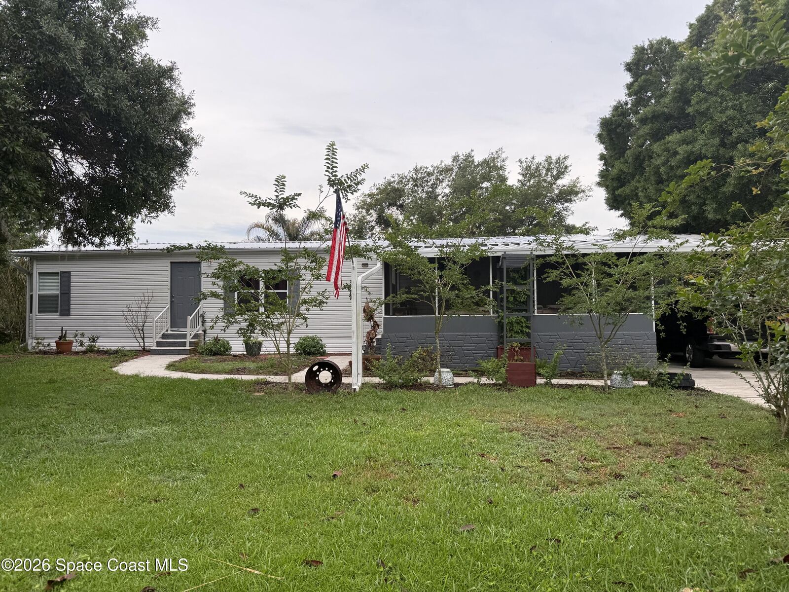 Property Photo:  3400 Tracy Court  FL 32754 