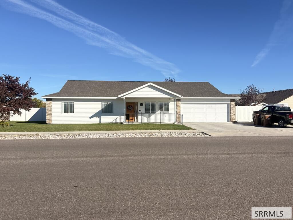 Property Photo: 5260 Cole St ID 83202