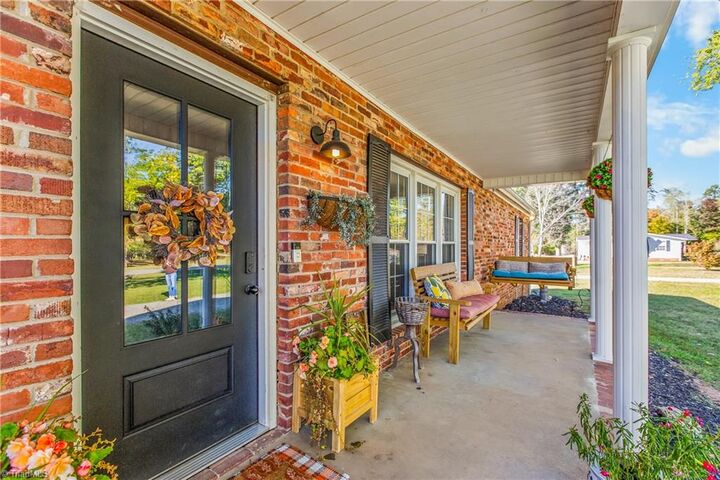 Property Photo:  1697 Nc Highway 772  NC 27042 