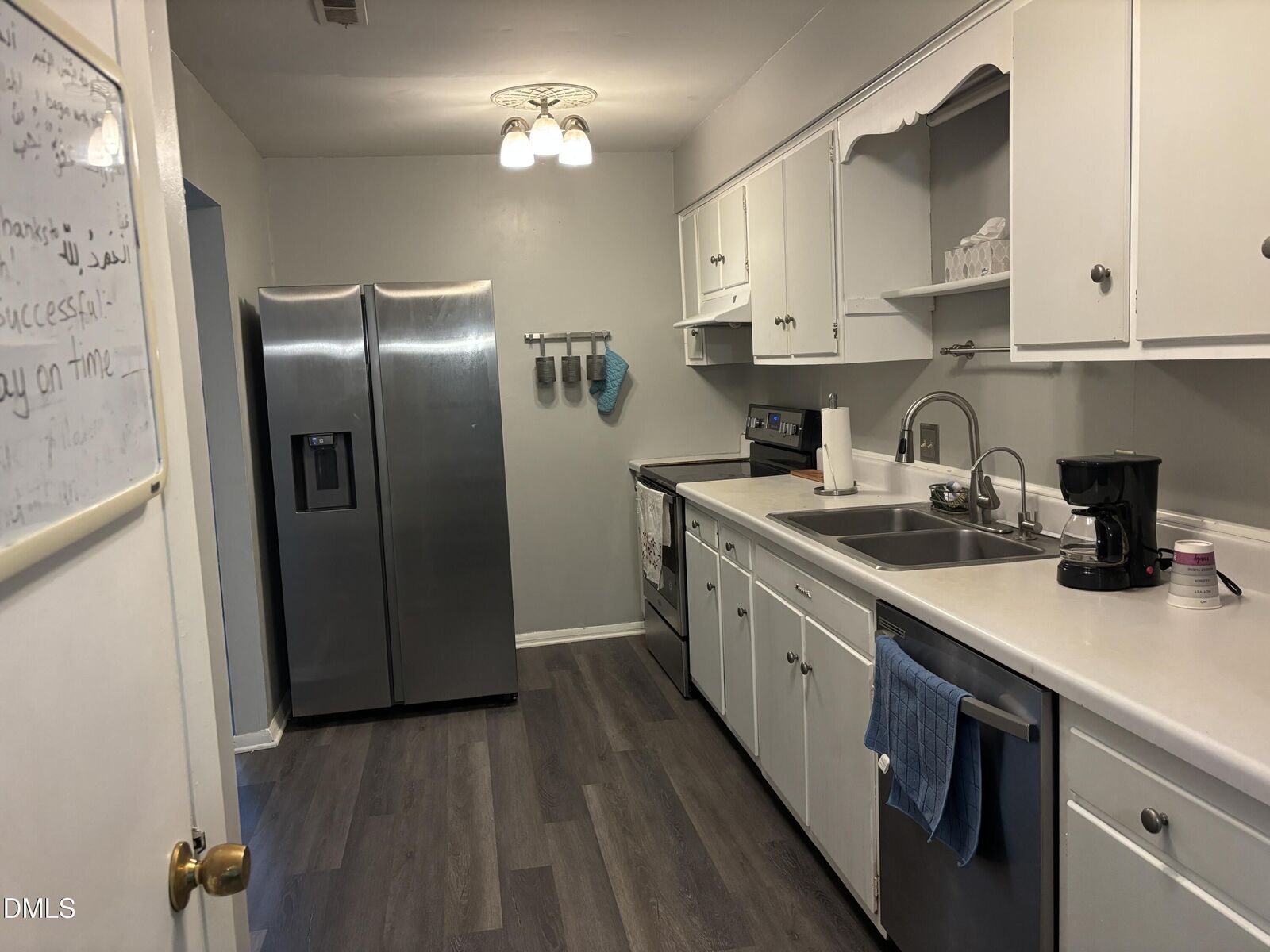 Property Photo:  1281 Schaub Drive  NC 27606 
