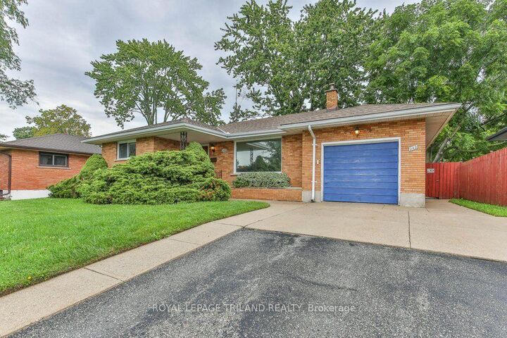Property Photo: 242 Burlington Street ON N5Z 3W5