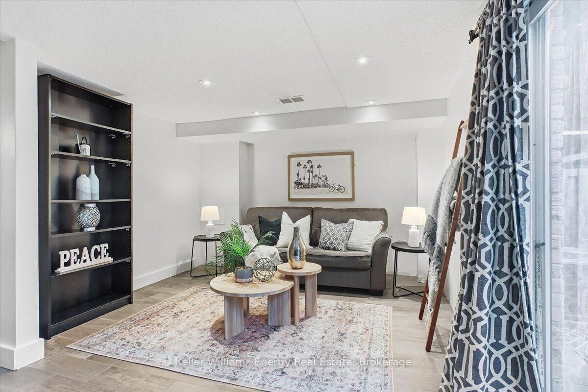 Property Photo: 221 Ormond Drive E45 ON L1G 6T7