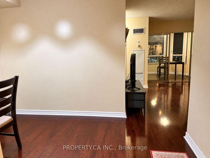 Property Photo:  68 Corporate Drive 2837  ON M1H 3H3 