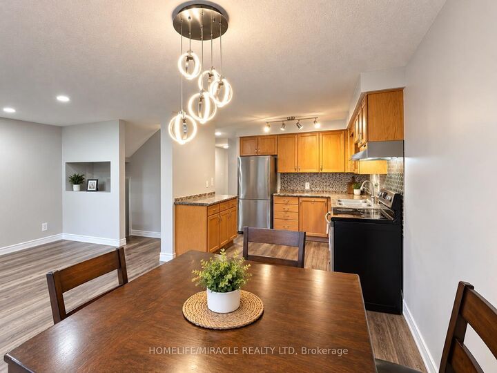 Property Photo:  57 Activa Avenue  ON N2E 3R3 