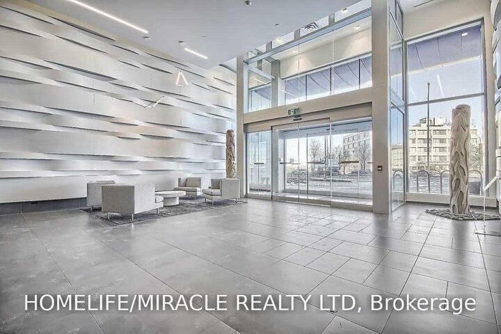 Property Photo:  2520 Eglinton Avenue W 701  ON L5M 0Y4 