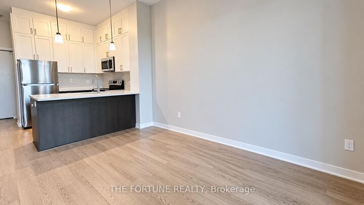 Property Photo:  470 Gordon Krantz Avenue 618  ON L9E 1Z2 