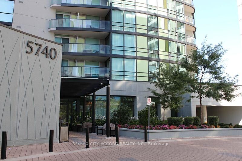 Property Photo:  5740 Yonge Street 507  ON M2M 0B1 