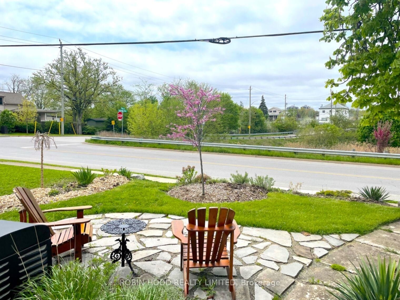 Property Photo: 160 Oakdale Avenue ON L2P 2K9