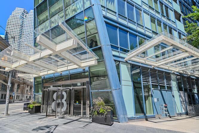Property Photo:  8 The Esplanade N/A N 3712  ON M5E 0A6 