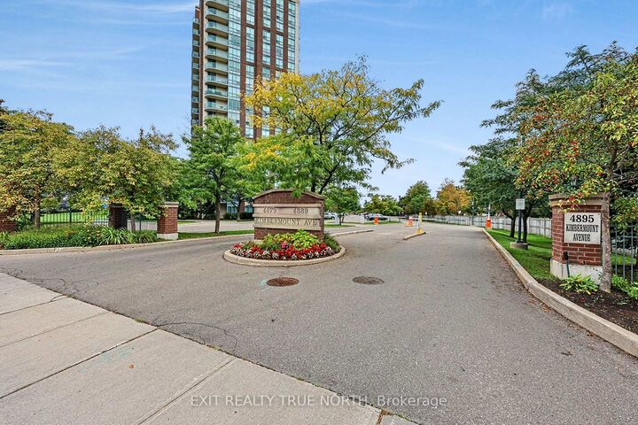 Photo de la propriété:  4879 Kimbermount Avenue 1703  ON L5M 7R8 