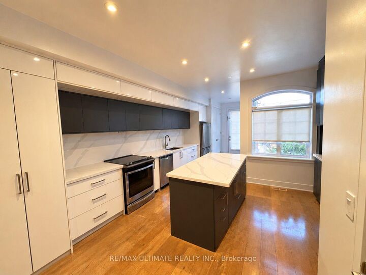 Property Photo: 127 Harvie Avenue Upper ON M6E 4K5