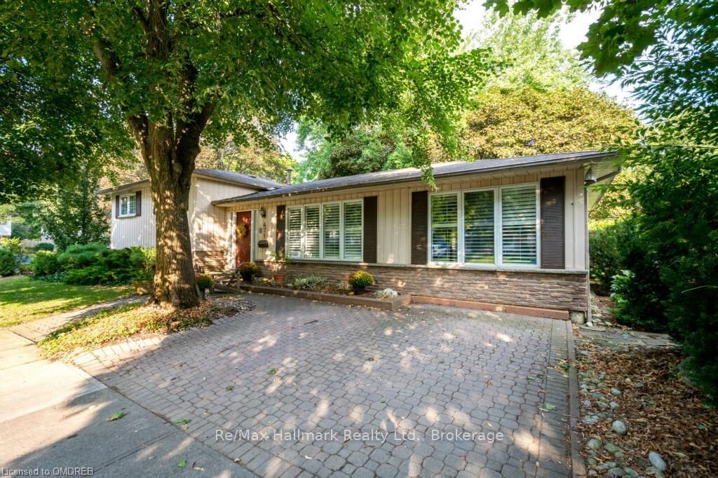 Property Photo:  471 Anthony Drive  ON L6J 2K6 