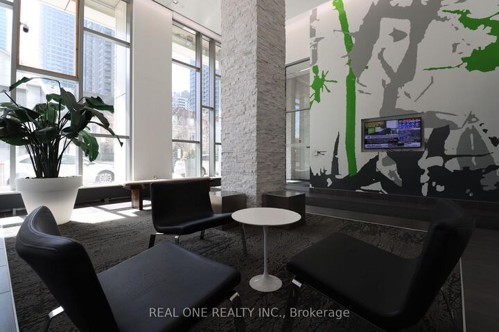 Property Photo: 365 Prince Of Wales Drive 2208 ON L5B 0G6