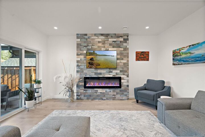 Property Photo:  29 Saanich Ridge Dr  BC V8M 0B8 