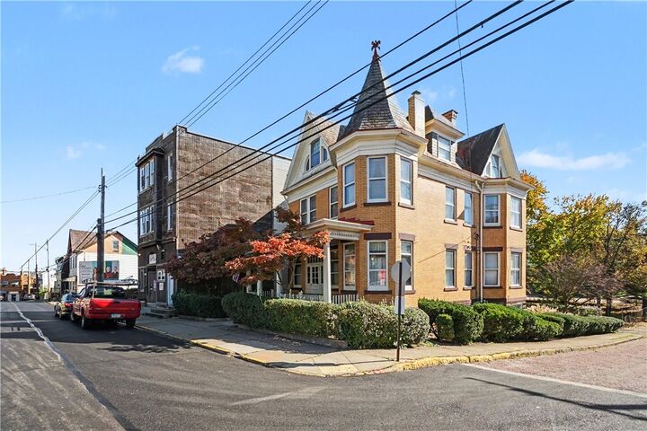 Property Photo: 1037 Chartiers Ave PA 15136