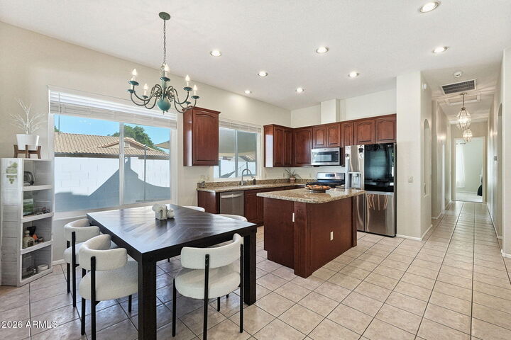Property Photo:  7728 W Maui Lane  AZ 85381 