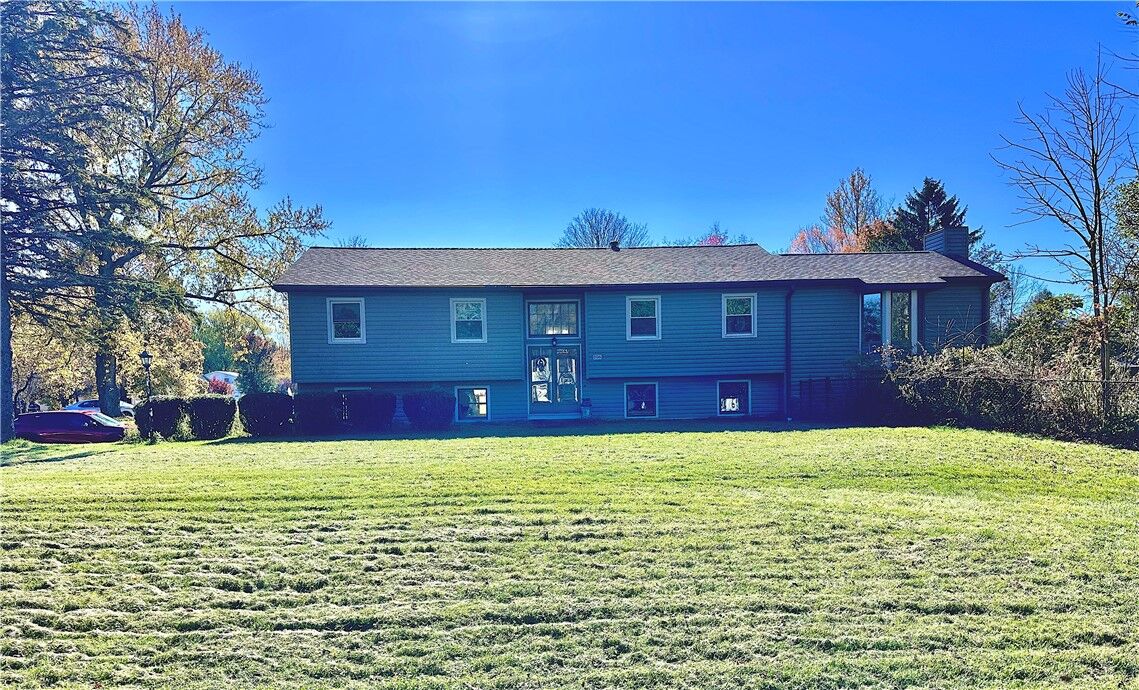 Property Photo:  106 Redwood Drive  NY 14526 