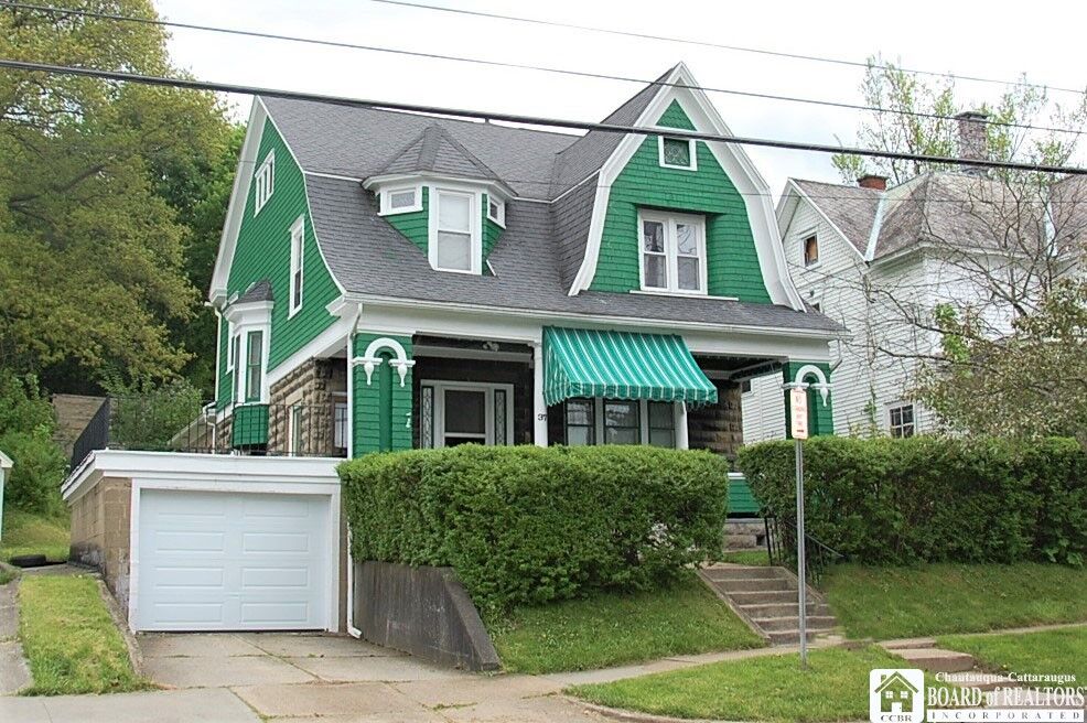 Property Photo:  37 Maple Street  NY 14701 