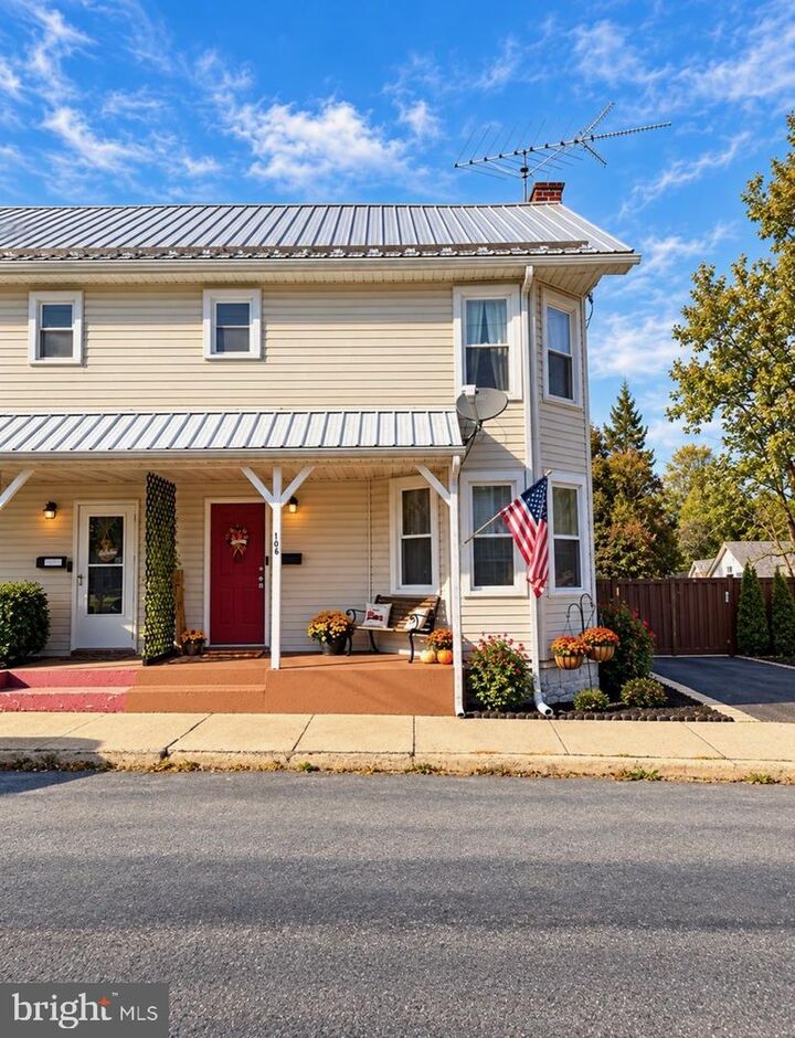 Property Photo:  106 Fairfield Street  PA 17241 