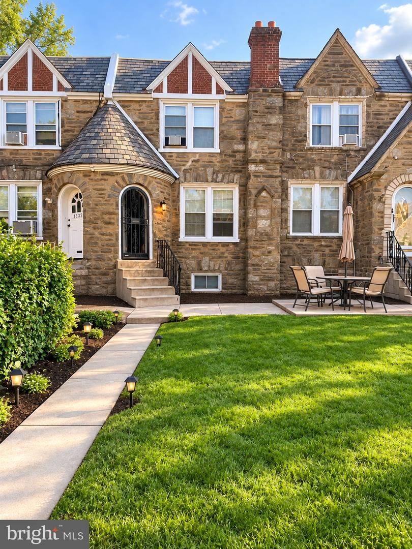 Property Photo: 1330 Kerper Street PA 19111