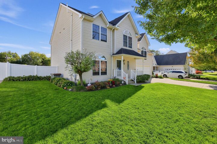 Property Photo: 6 Farm House Lane NJ 08052